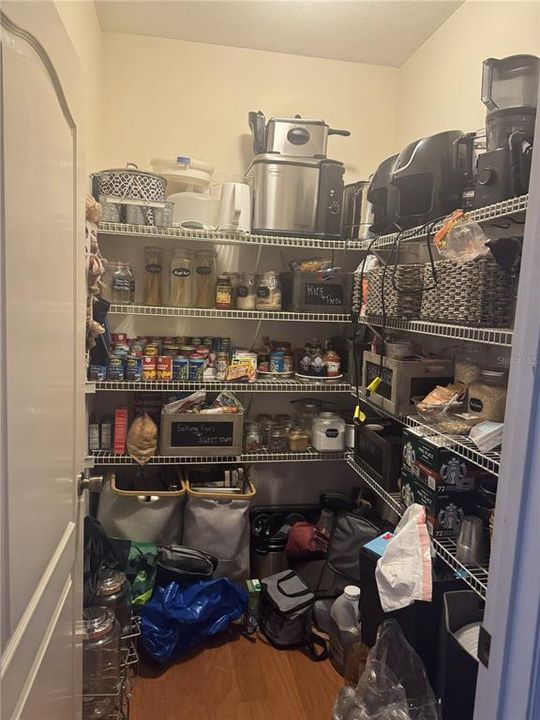 En Renta: $3,150 (3 camas, 3 baños, 2726 Pies cuadrados)
