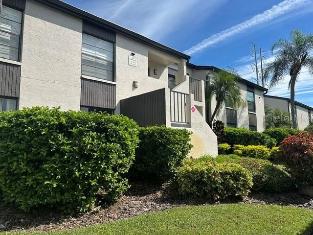 For Rent: $1,950 (2 beds, 2 baths, 1040 Square Feet)