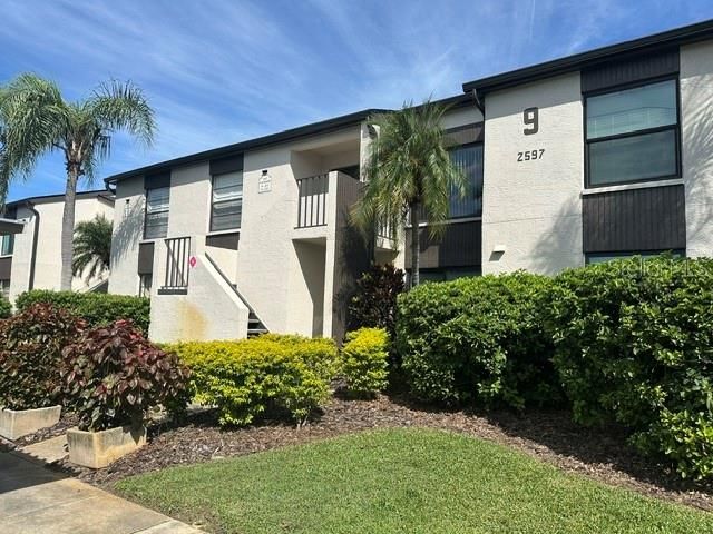 For Rent: $1,950 (2 beds, 2 baths, 1040 Square Feet)