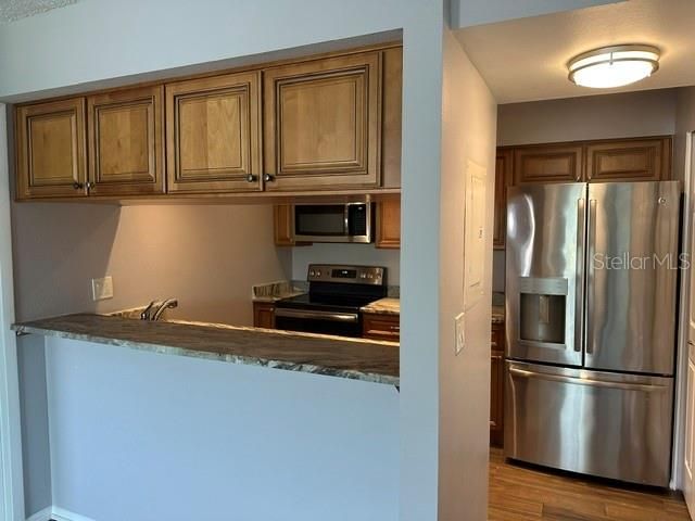 For Rent: $1,950 (2 beds, 2 baths, 1040 Square Feet)