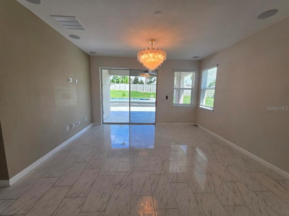 For Rent: $3,300 (4 beds, 2 baths, 2236 Square Feet)