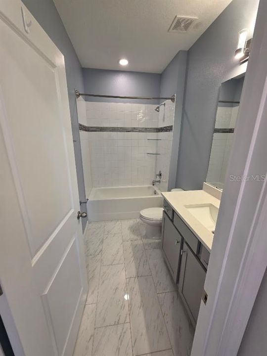 For Rent: $3,300 (4 beds, 2 baths, 2236 Square Feet)