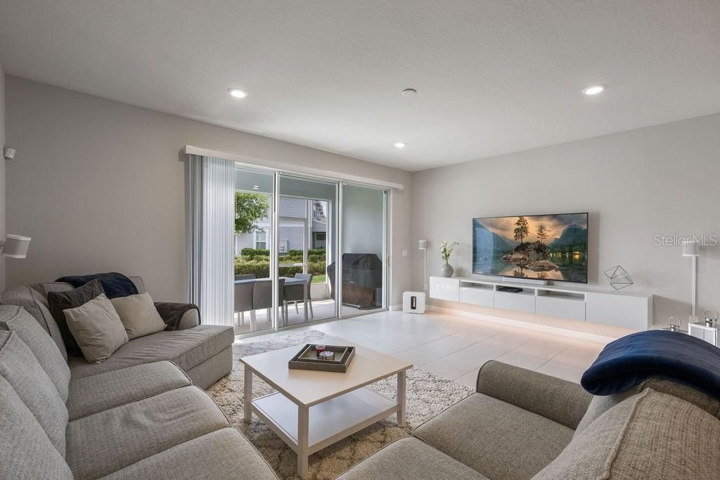 For Sale: $425,000 (3 beds, 2 baths, 1906 Square Feet)