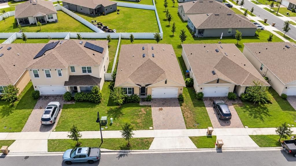 For Sale: $355,000 (4 beds, 2 baths, 1828 Square Feet)