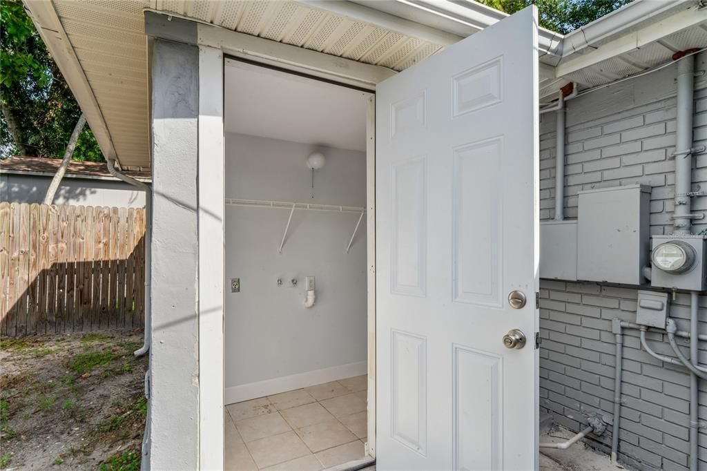 For Sale: $435,000 (4 beds, 4 baths, 1410 Square Feet)