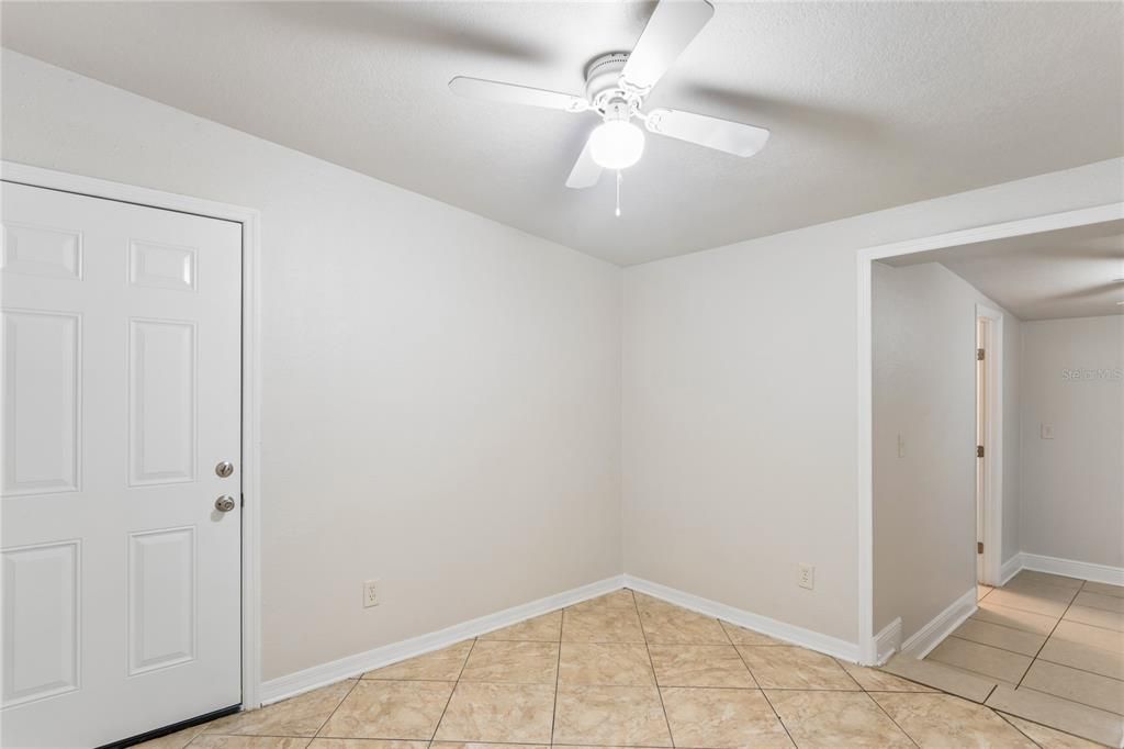 For Sale: $435,000 (4 beds, 4 baths, 1410 Square Feet)