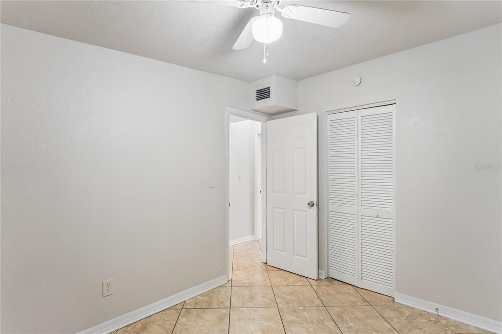 For Sale: $435,000 (4 beds, 4 baths, 1410 Square Feet)