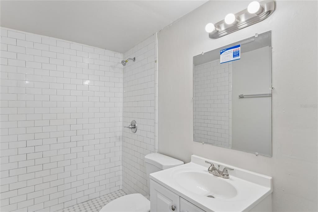 For Sale: $435,000 (4 beds, 4 baths, 1410 Square Feet)