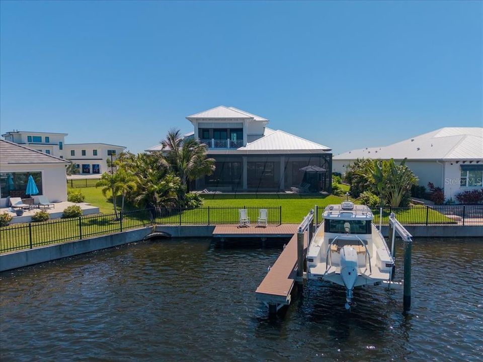 For Sale: $2,350,000 (4 beds, 3 baths, 3370 Square Feet)