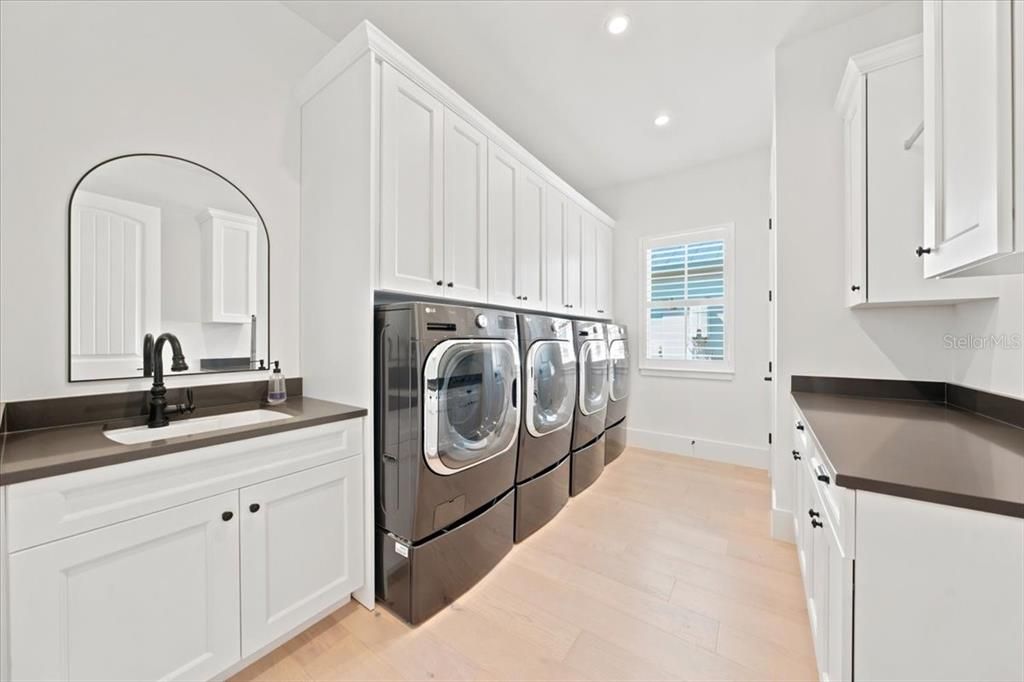 For Sale: $2,350,000 (4 beds, 3 baths, 3370 Square Feet)