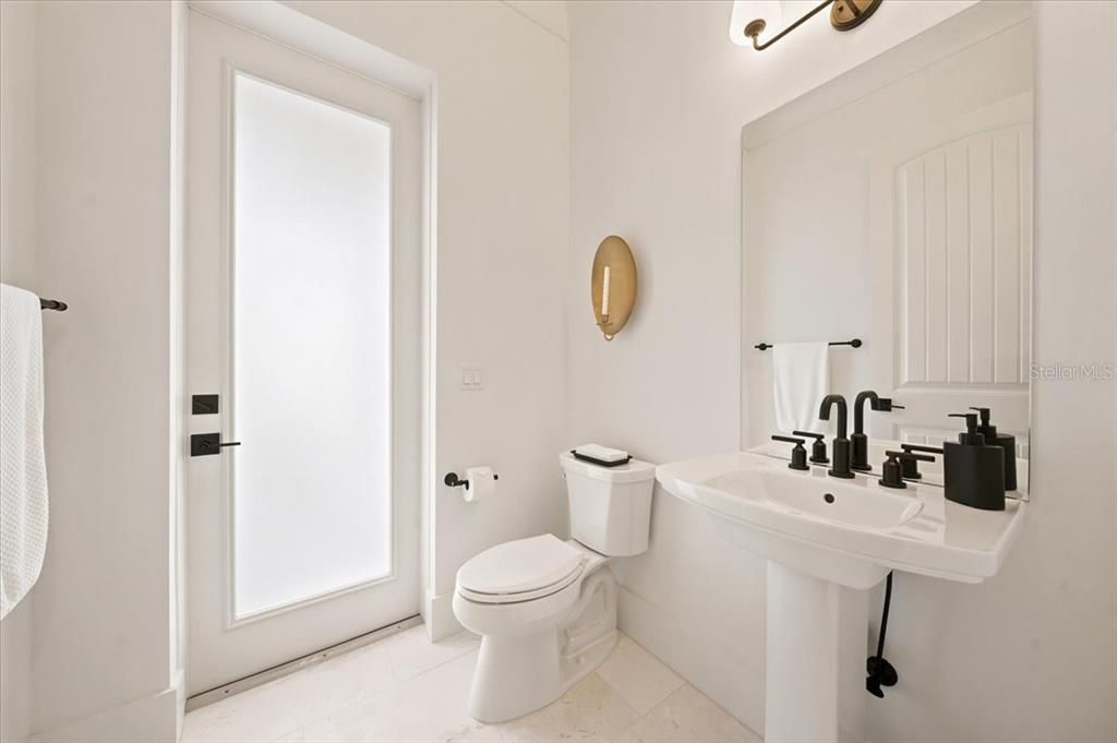 For Sale: $2,350,000 (4 beds, 3 baths, 3370 Square Feet)