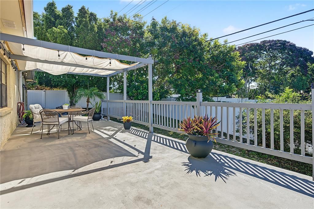 En Venta: $462,500 (3 camas, 2 baños, 1932 Pies cuadrados)