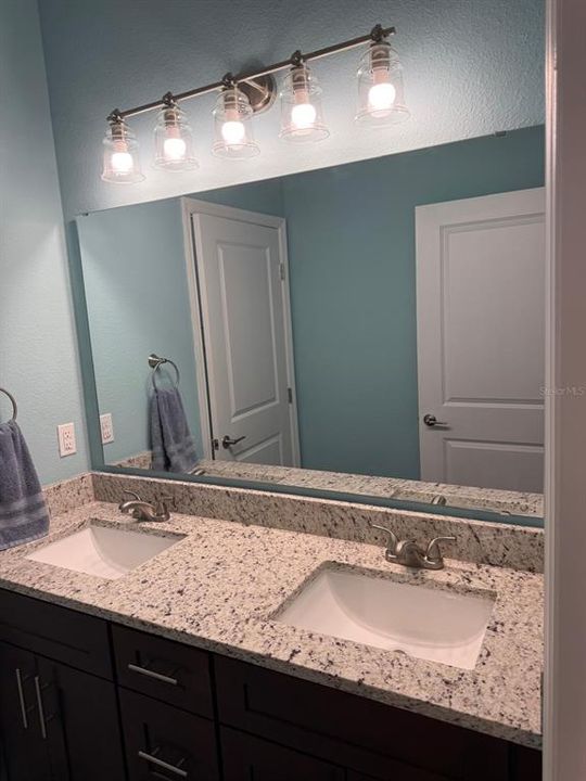 待售: $279,900 (3 贝兹, 2 浴室, 1768 平方英尺)