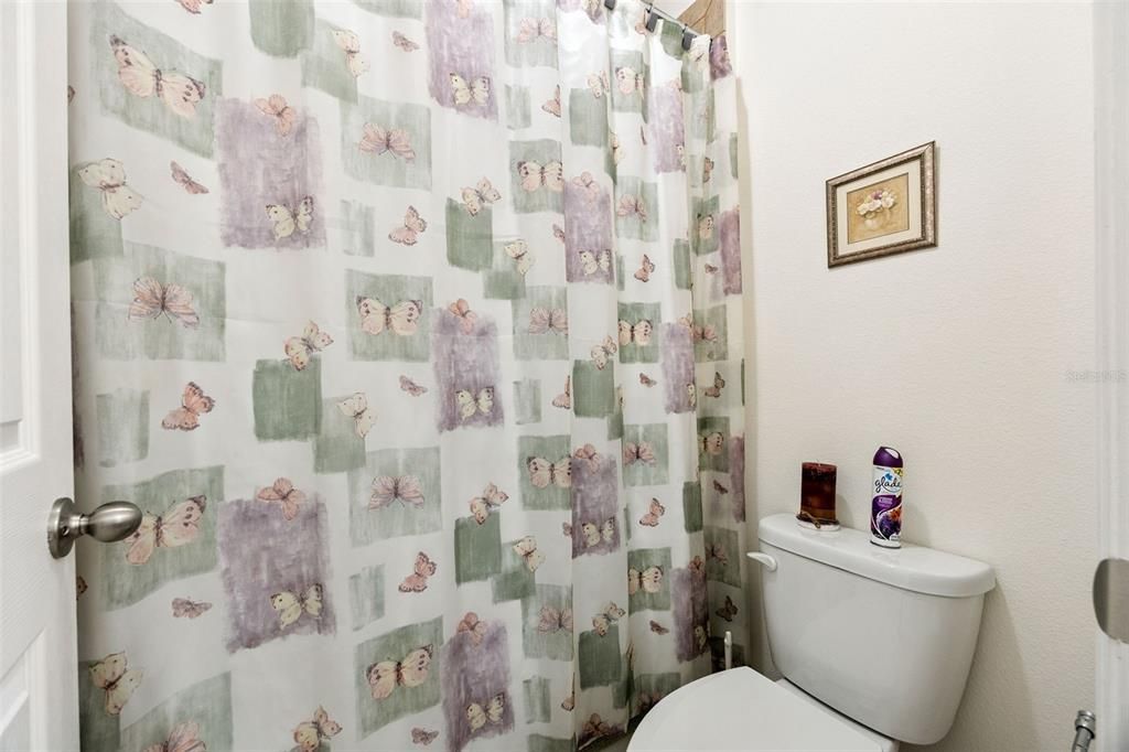 For Sale: $525,000 (4 beds, 3 baths, 2645 Square Feet)