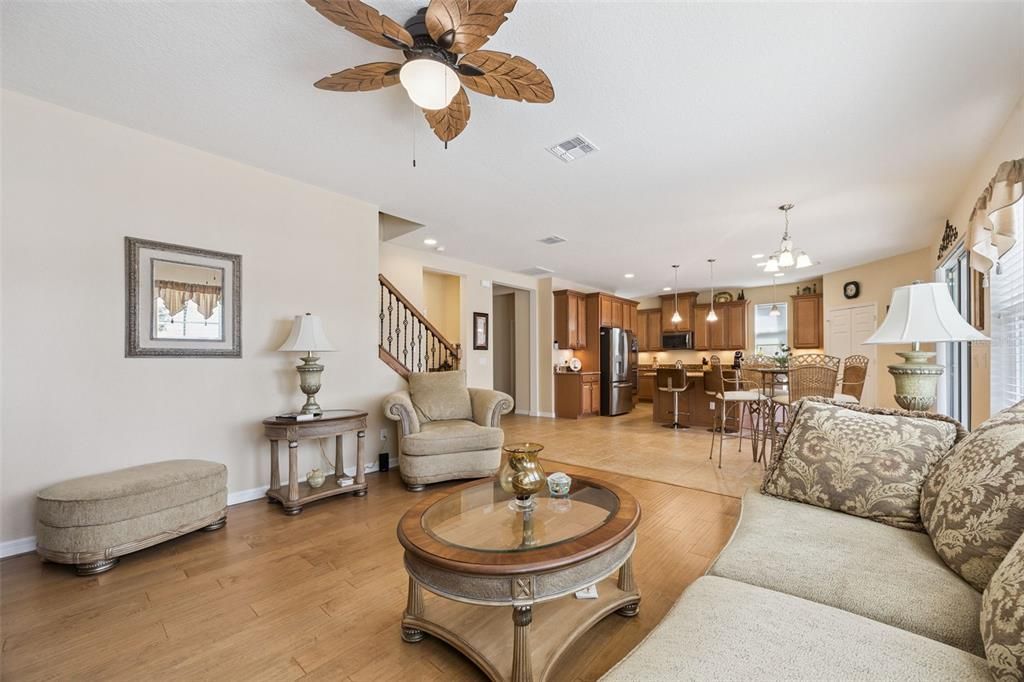 For Sale: $525,000 (4 beds, 3 baths, 2645 Square Feet)