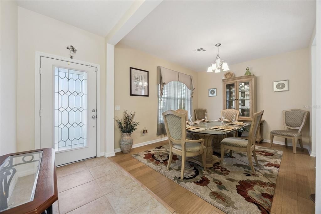 For Sale: $525,000 (4 beds, 3 baths, 2645 Square Feet)