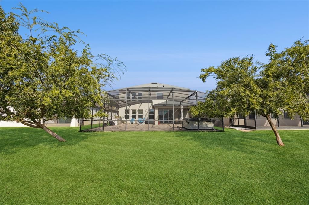 For Sale: $525,000 (4 beds, 3 baths, 2645 Square Feet)