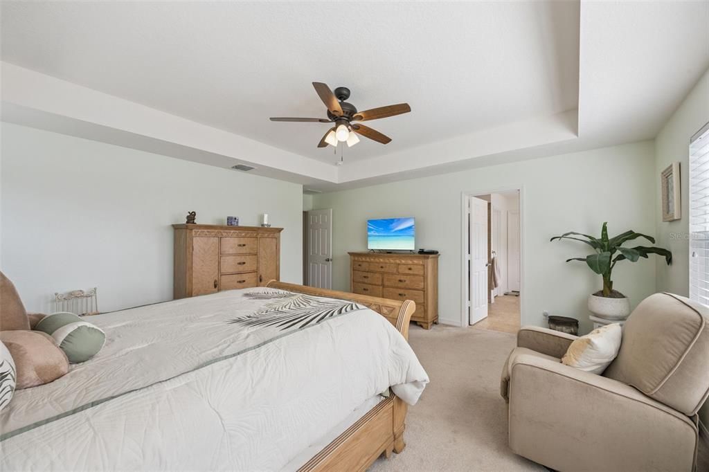 For Sale: $525,000 (4 beds, 3 baths, 2645 Square Feet)