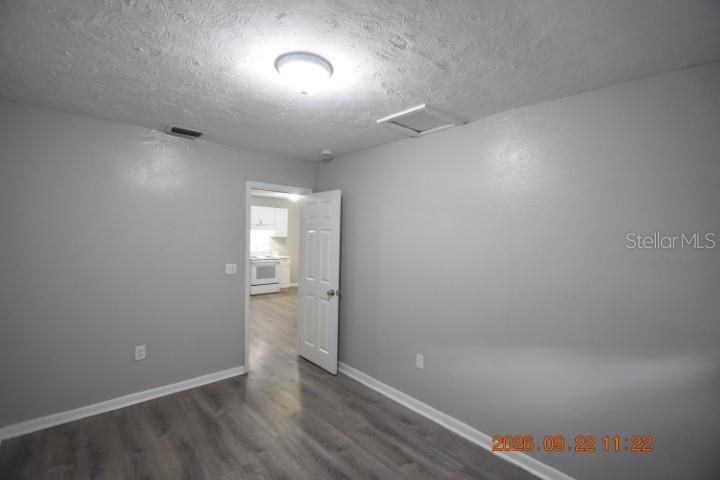 For Rent: $1,550 (3 beds, 2 baths, 1212 Square Feet)