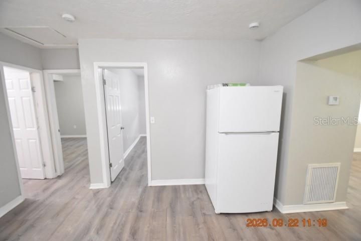 For Rent: $1,550 (3 beds, 2 baths, 1212 Square Feet)