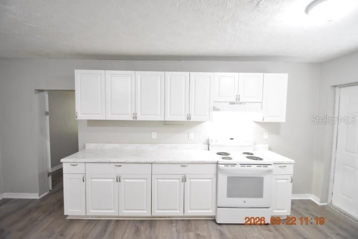 For Rent: $1,550 (3 beds, 2 baths, 1212 Square Feet)