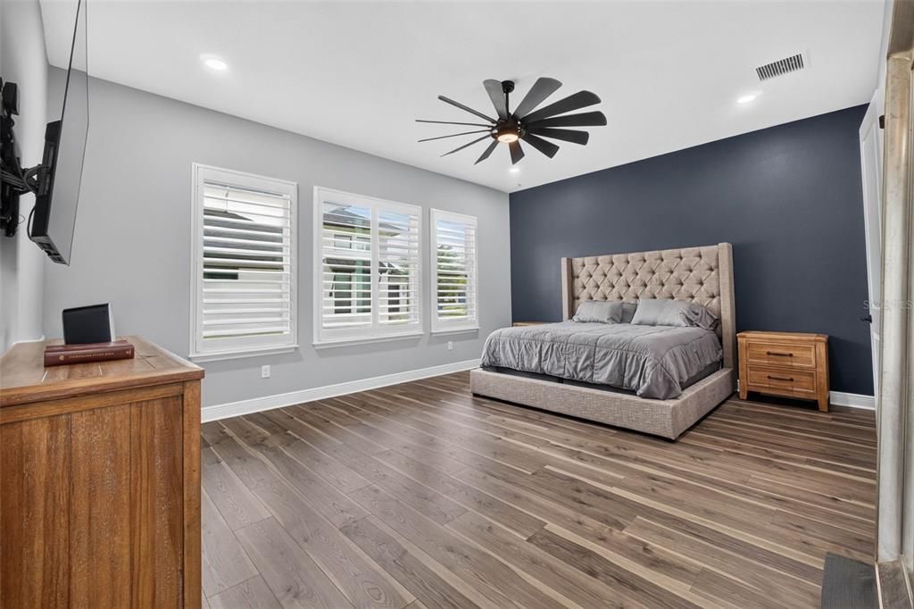 For Sale: $899,900 (4 beds, 3 baths, 3226 Square Feet)