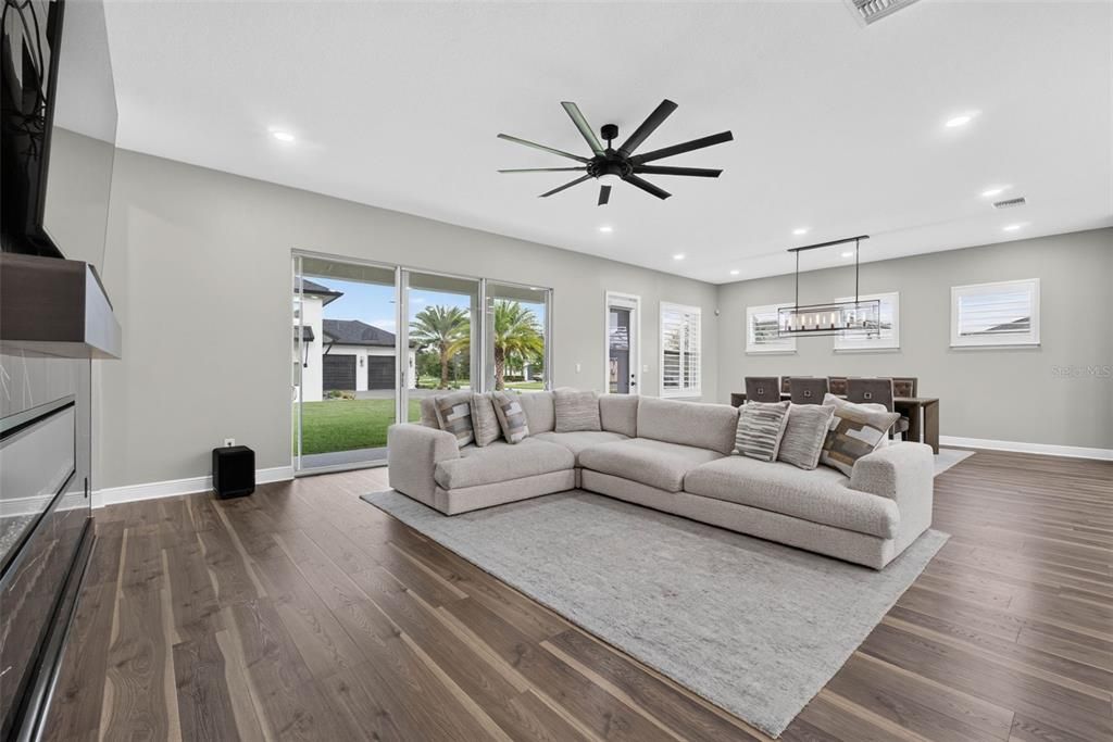 For Sale: $899,900 (4 beds, 3 baths, 3226 Square Feet)