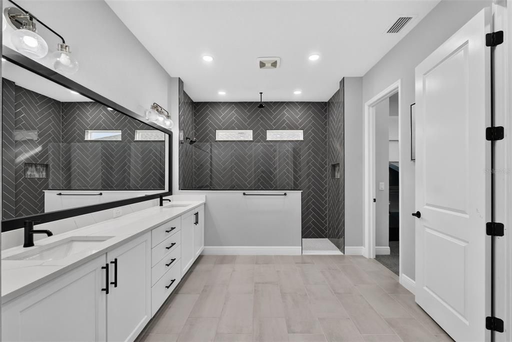 For Sale: $899,900 (4 beds, 3 baths, 3226 Square Feet)