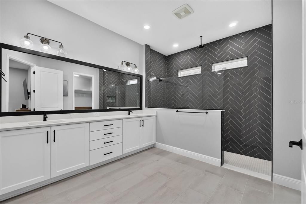 For Sale: $899,900 (4 beds, 3 baths, 3226 Square Feet)