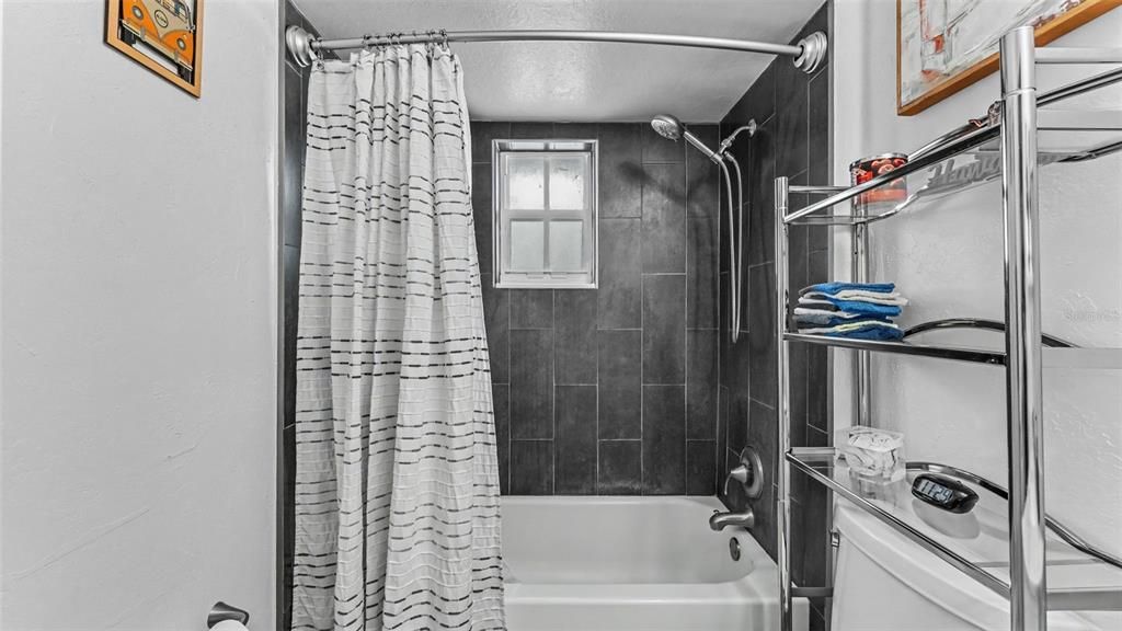 На продажу: $305,000 (3 спален, 2 ванн, 1540 Квадратных фут)