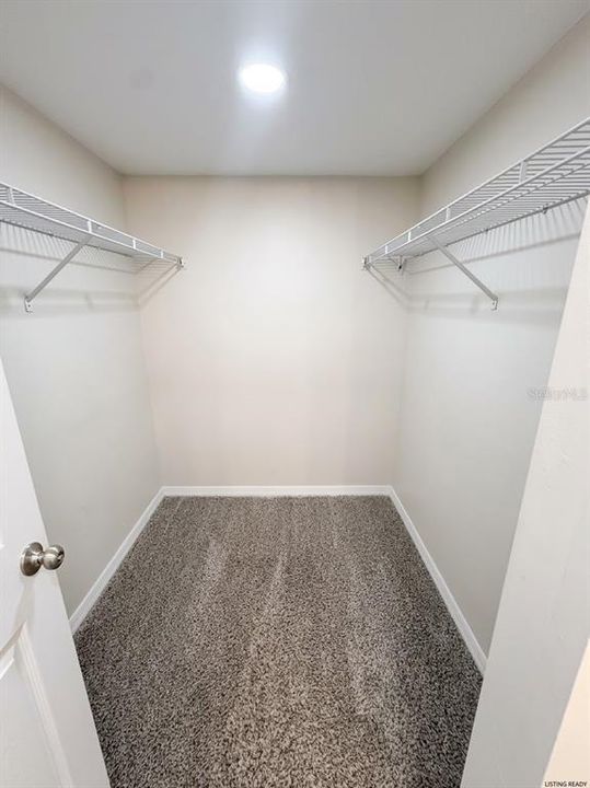 For Rent: $1,800 (2 beds, 2 baths, 914 Square Feet)