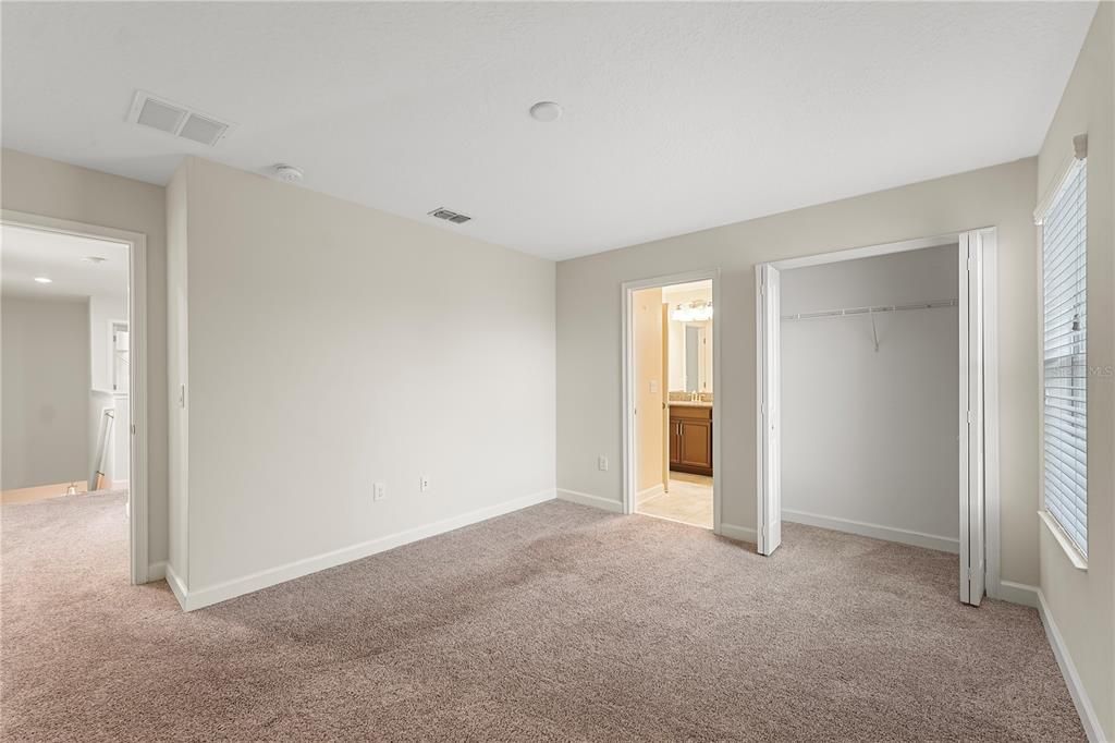 For Sale: $459,000 (3 beds, 2 baths, 1950 Square Feet)