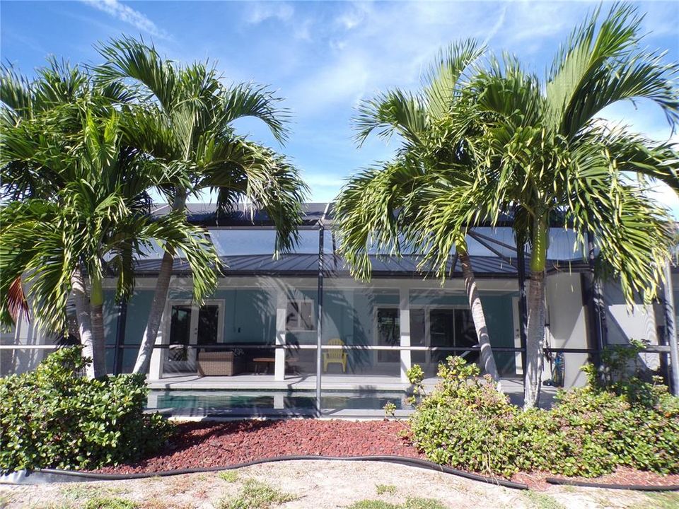 For Rent: $6,000 (2 beds, 2 baths, 1558 Square Feet)