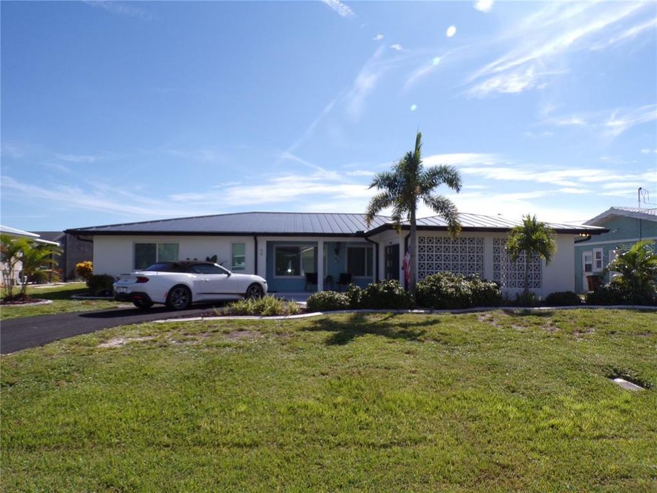 For Rent: $6,000 (2 beds, 2 baths, 1558 Square Feet)