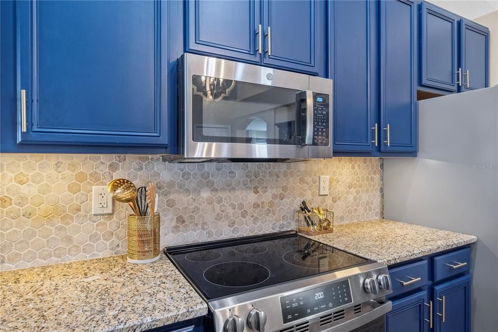 En Venta: $364,250 (4 camas, 2 baños, 2080 Pies cuadrados)