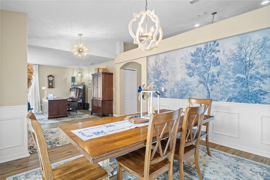 En Venta: $364,250 (4 camas, 2 baños, 2080 Pies cuadrados)