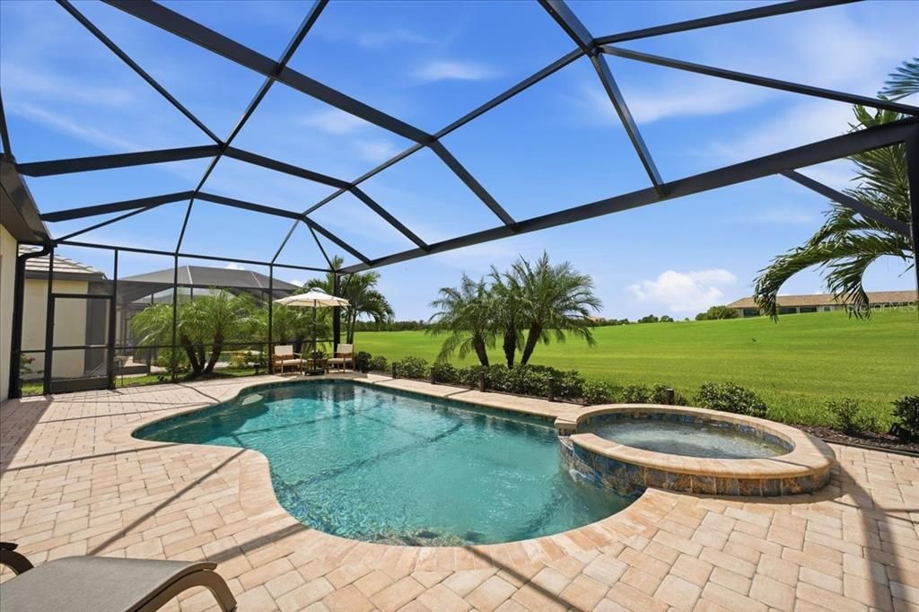 For Sale: $1,100,000 (3 beds, 2 baths, 2006 Square Feet)