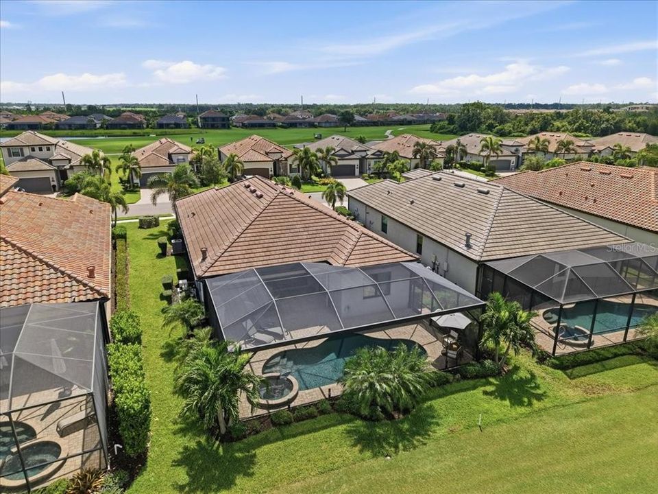 For Sale: $1,100,000 (3 beds, 2 baths, 2006 Square Feet)