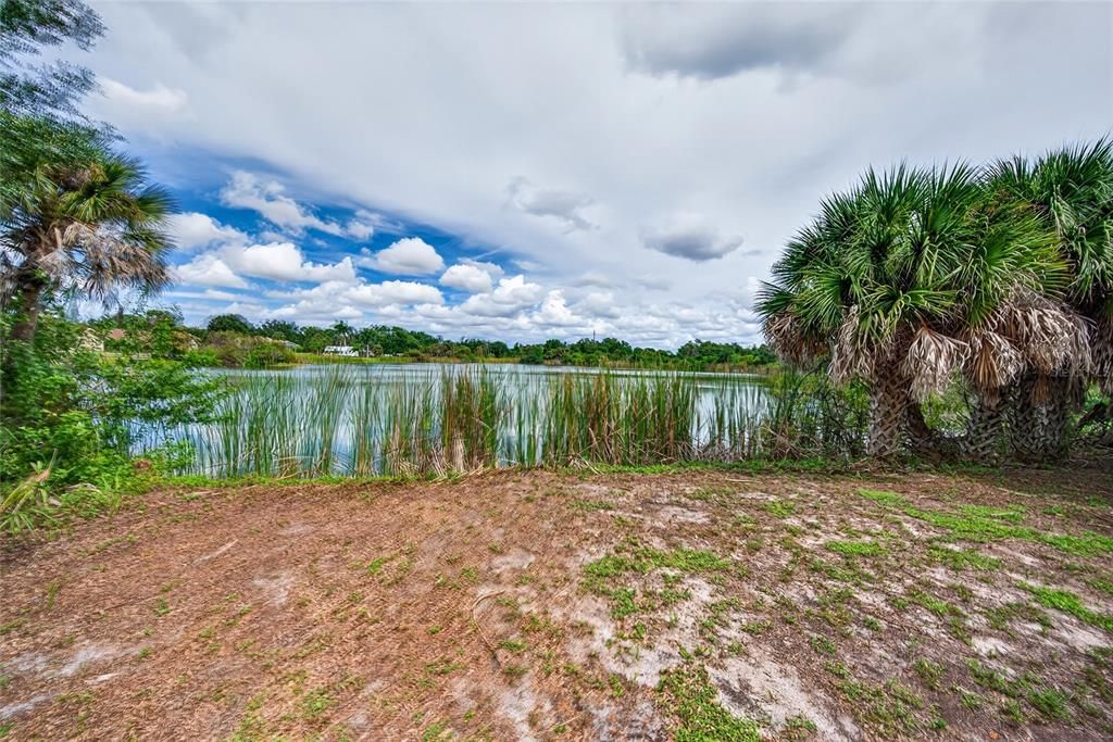 For Sale: $434,700 (2 beds, 1 baths, 1169 Square Feet)