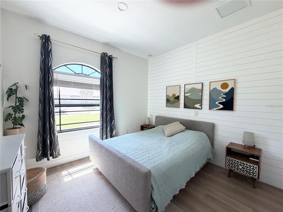 En Venta: $530,000 (3 camas, 3 baños, 2441 Pies cuadrados)