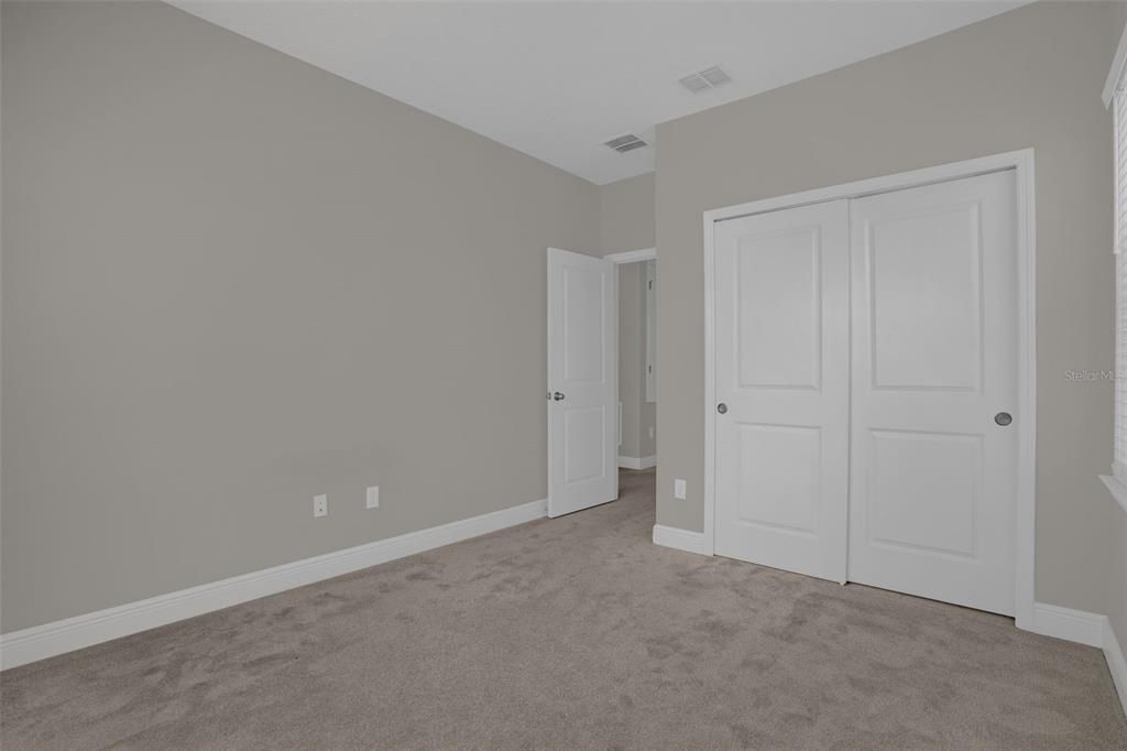 For Sale: $325,000 (3 beds, 2 baths, 1854 Square Feet)