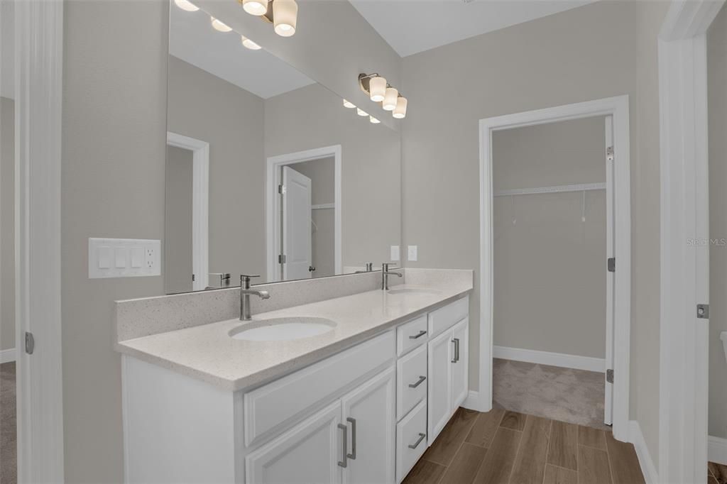 For Sale: $325,000 (3 beds, 2 baths, 1854 Square Feet)