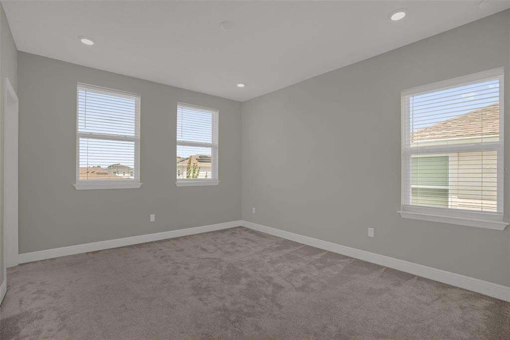 For Sale: $325,000 (3 beds, 2 baths, 1854 Square Feet)