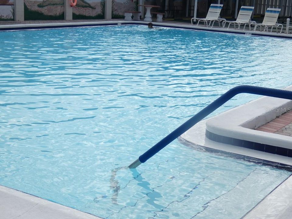 For Sale: $130,000 (2 beds, 1 baths, 768 Square Feet)