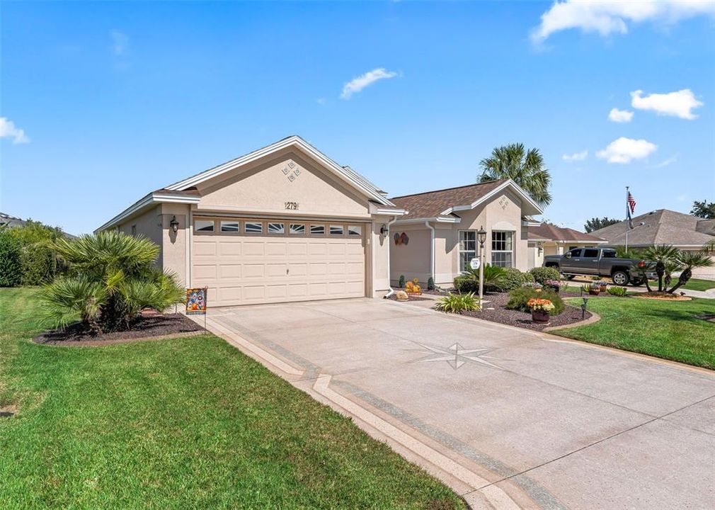 For Sale: $499,500 (3 beds, 2 baths, 2000 Square Feet)