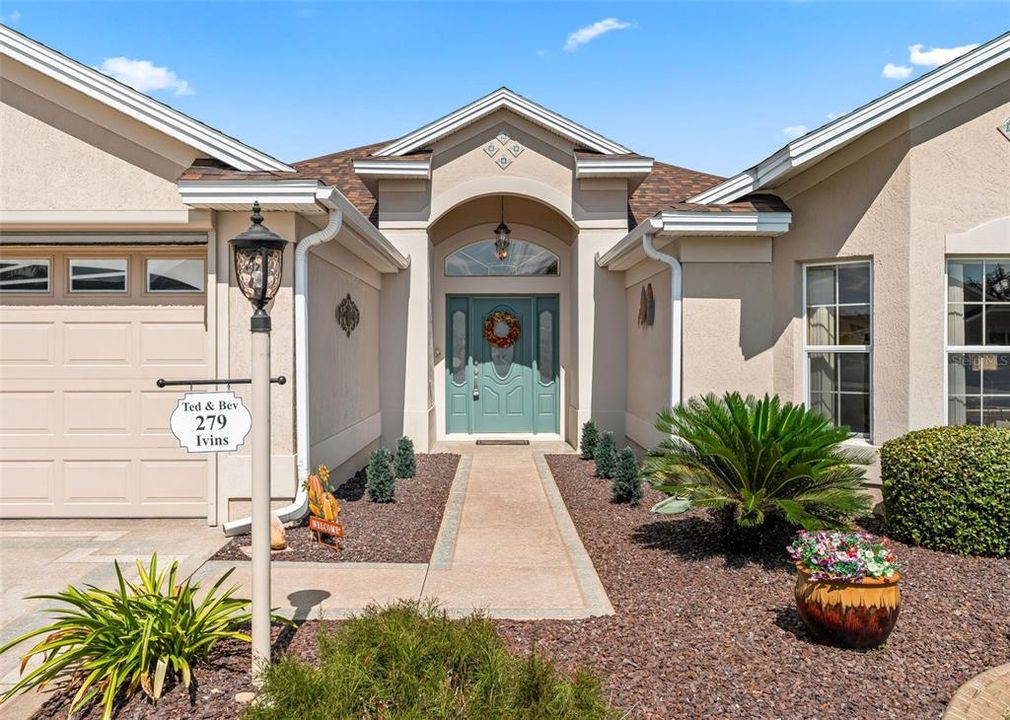 For Sale: $499,500 (3 beds, 2 baths, 2000 Square Feet)