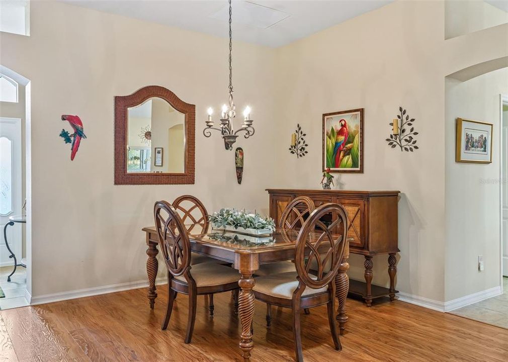 For Sale: $499,500 (3 beds, 2 baths, 2000 Square Feet)