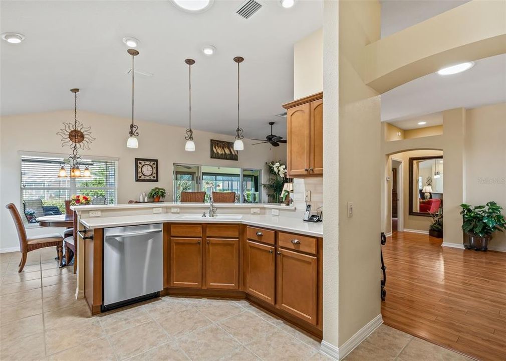 For Sale: $499,500 (3 beds, 2 baths, 2000 Square Feet)