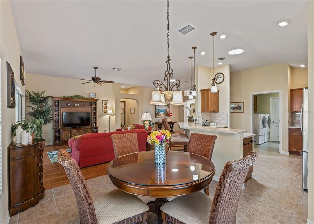 For Sale: $499,500 (3 beds, 2 baths, 2000 Square Feet)