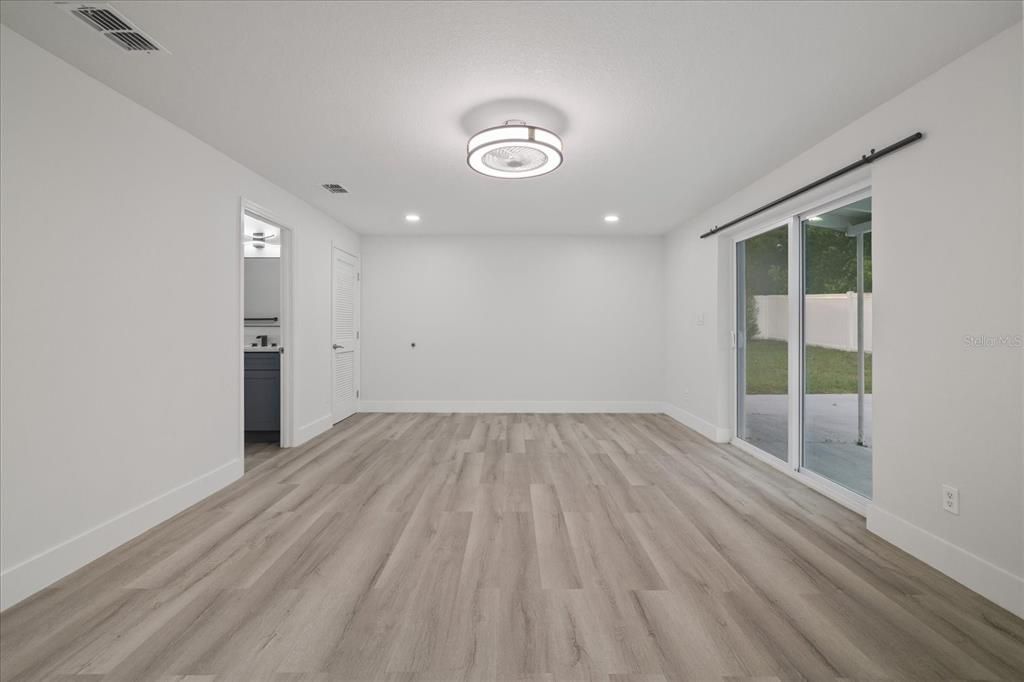 На продажу: $495,000 (4 спален, 3 ванн, 1796 Квадратных фут)